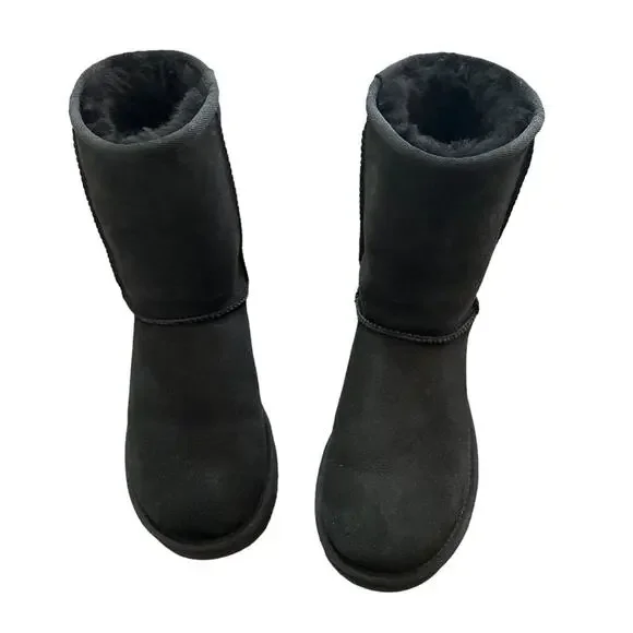 UGG Classic Short II Black Suede Shearling Boots Size 7 - Picture 10 of 12